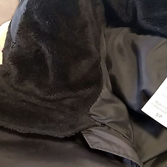 C9 By Champion Loft Black Hooded Puffer Jacket. Size Small - Picture 11 of 12